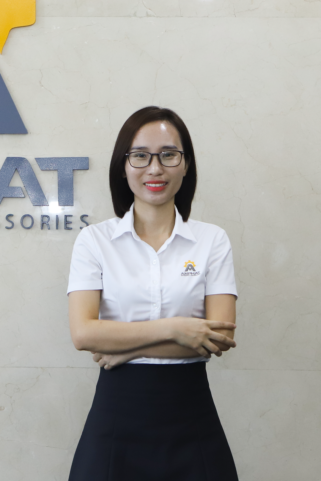 Ms. Nguyễn Lệ